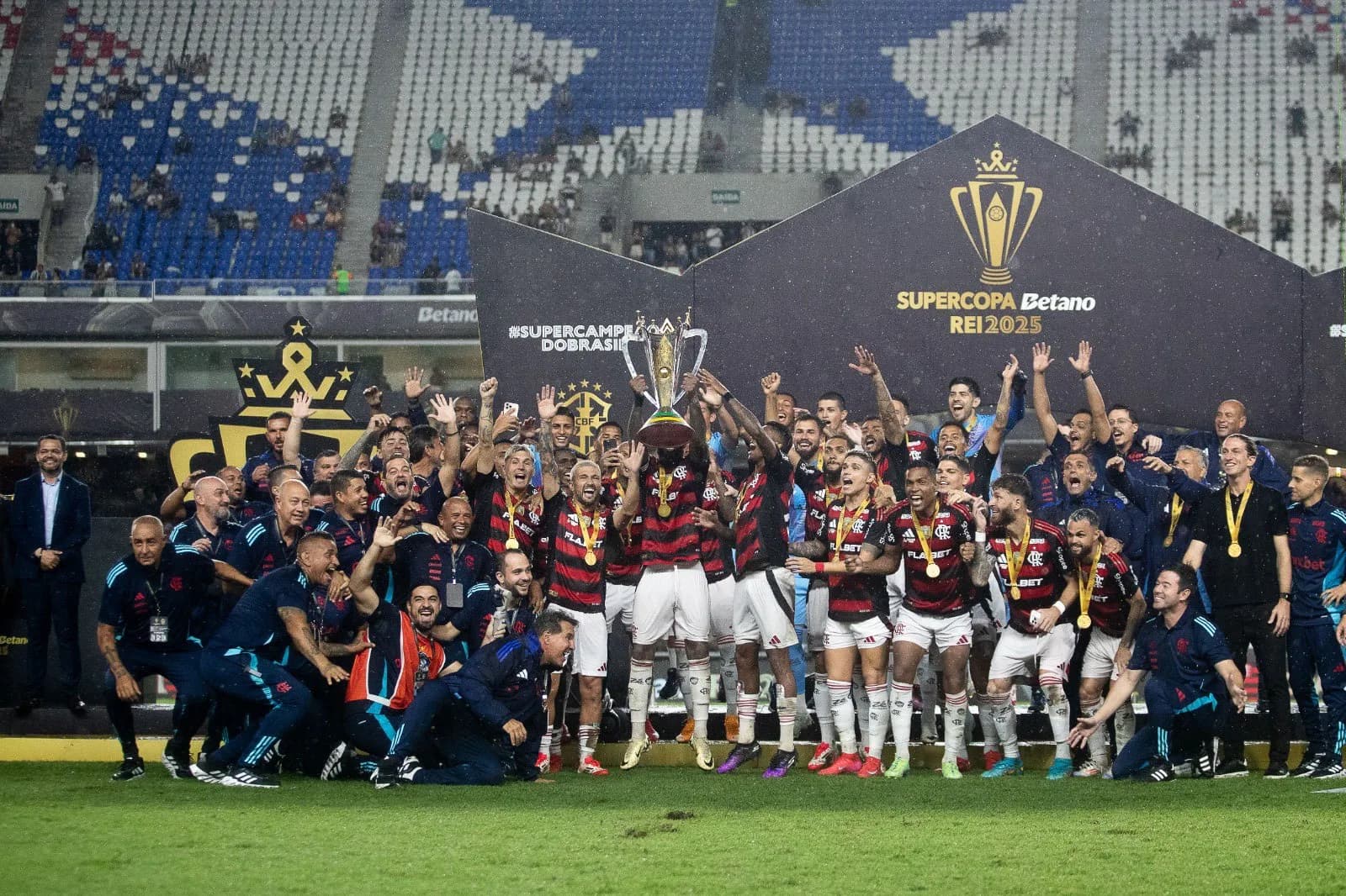 Supercopa do Brasil: com 3 títulos, Flamengo passa a ser o maior vencedor; veja a lista