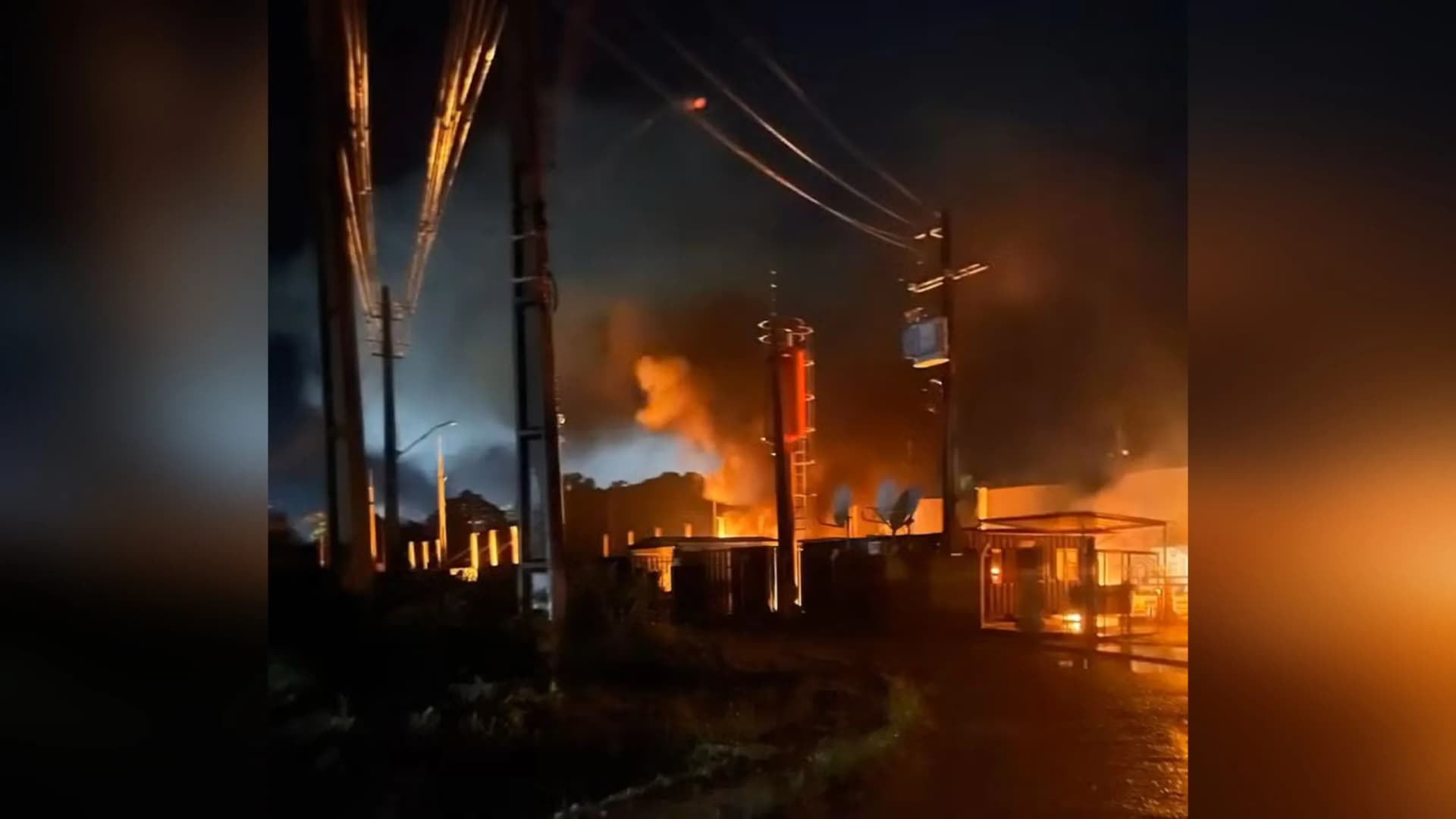 Incêndio em usina de energia causa apagão em Tabatinga