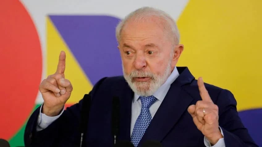 VÍDEO: Lula critica prefeitos que não usam o SUS e colocam filhos em escolas particulares