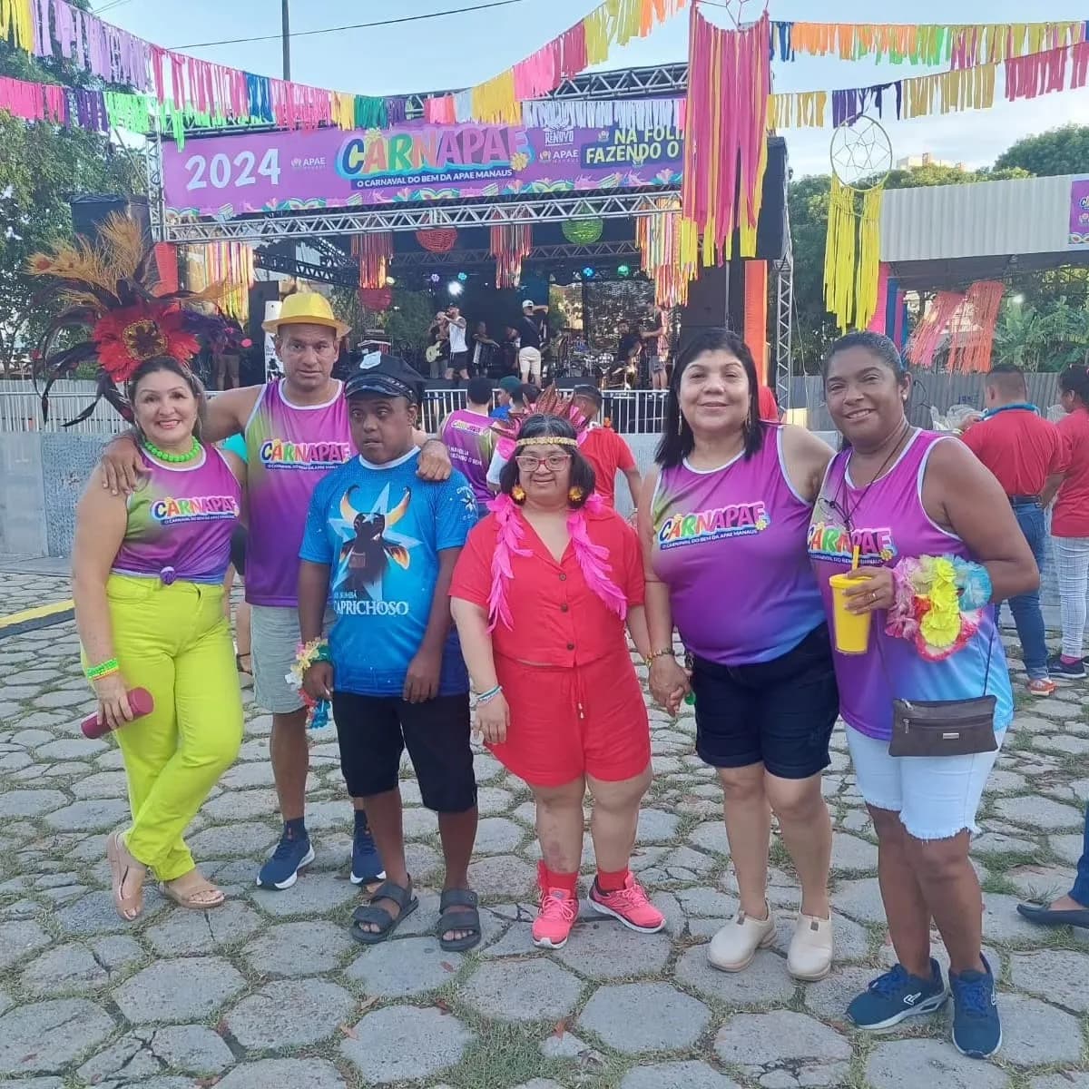 CarnaApae 2025 leva folia e solidariedade para Manaus; confira