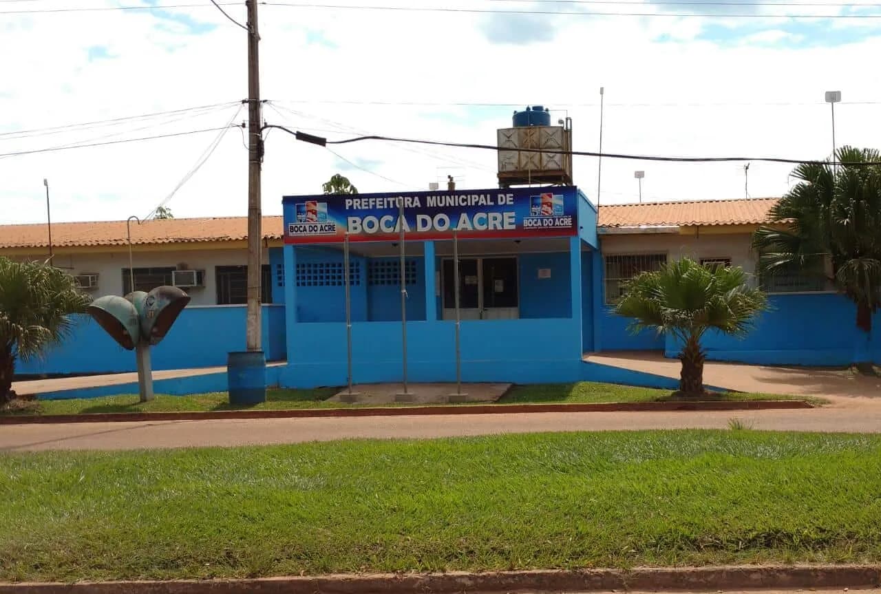 Ministério Público pede exoneração de parentes do vice-prefeito de Boca do Acre