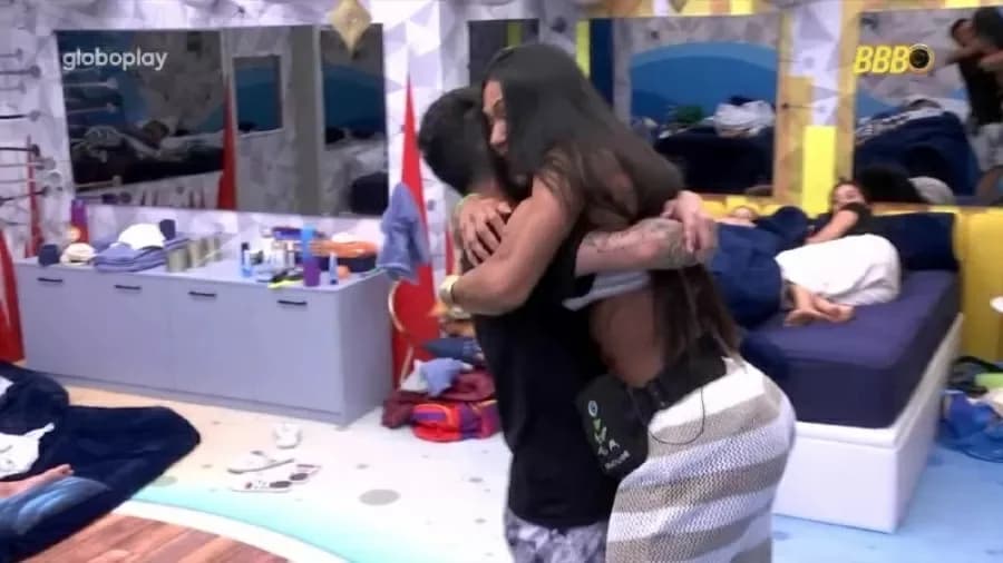 Volta de Gracyanne: Veja a reação dos brothers em meio a nova dinâmica no BBB 25