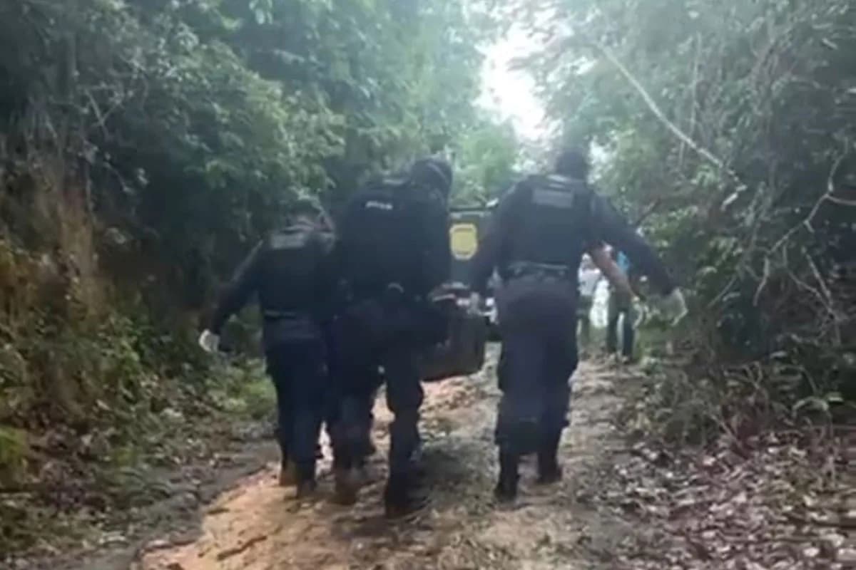 Corpo de homem é encontrado em ramal na zona Leste de Manaus