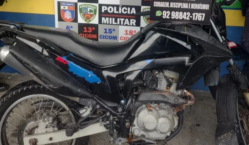 Motocicleta furtada é recuperada pela PM no Santa Etelvina; um homem foi preso