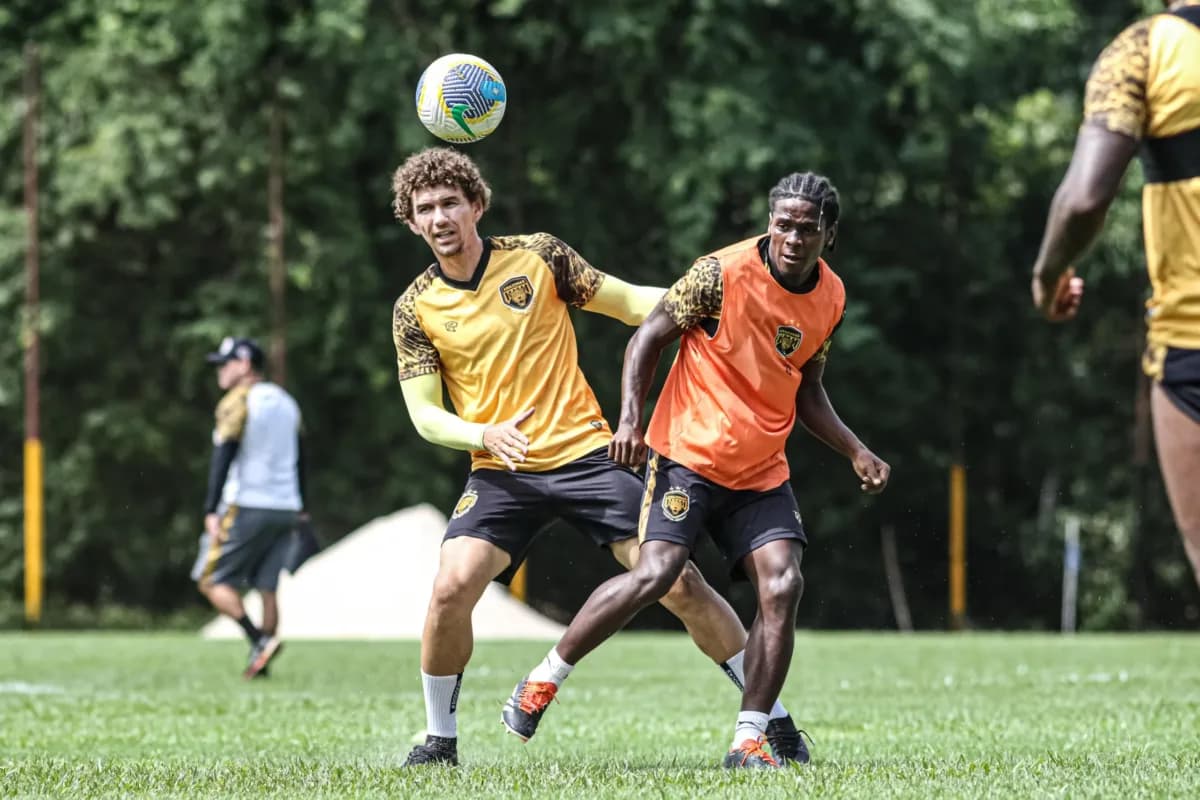 Amazonas FC finaliza preparação para jogo contra Rio Branco VN na Copa do Brasil