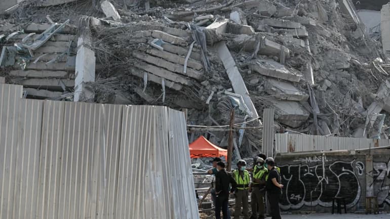 Sobe para 144 o número de mortos após terremoto na Ásia; 732 pessoas estão feridas