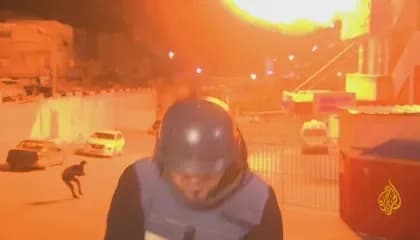 VÍDEO: Veja momento em que hospital em Gaza explode atrás de repórter