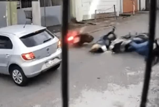 Motociclista tenta escapar de assalto e sofre grave acidente em Itapevi