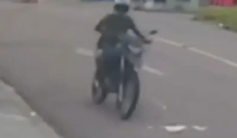 Vídeo mostra momento que criminoso atira em vigilante após assalto em Manaus