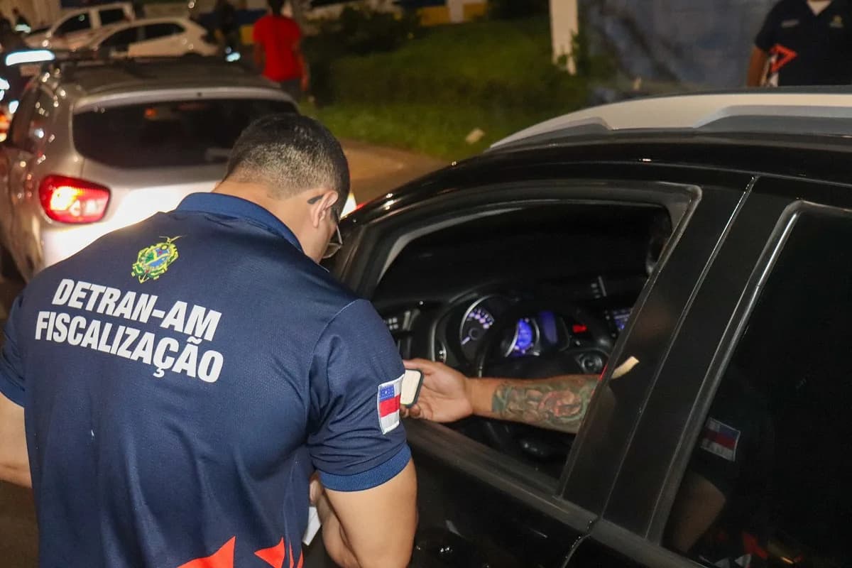 Detran flagra 275 motoristas bêbados ao volante durante o carnaval, em Manaus