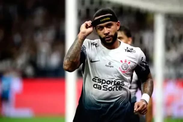 Memphis questiona e é advertido pela diretoria do Corinthians