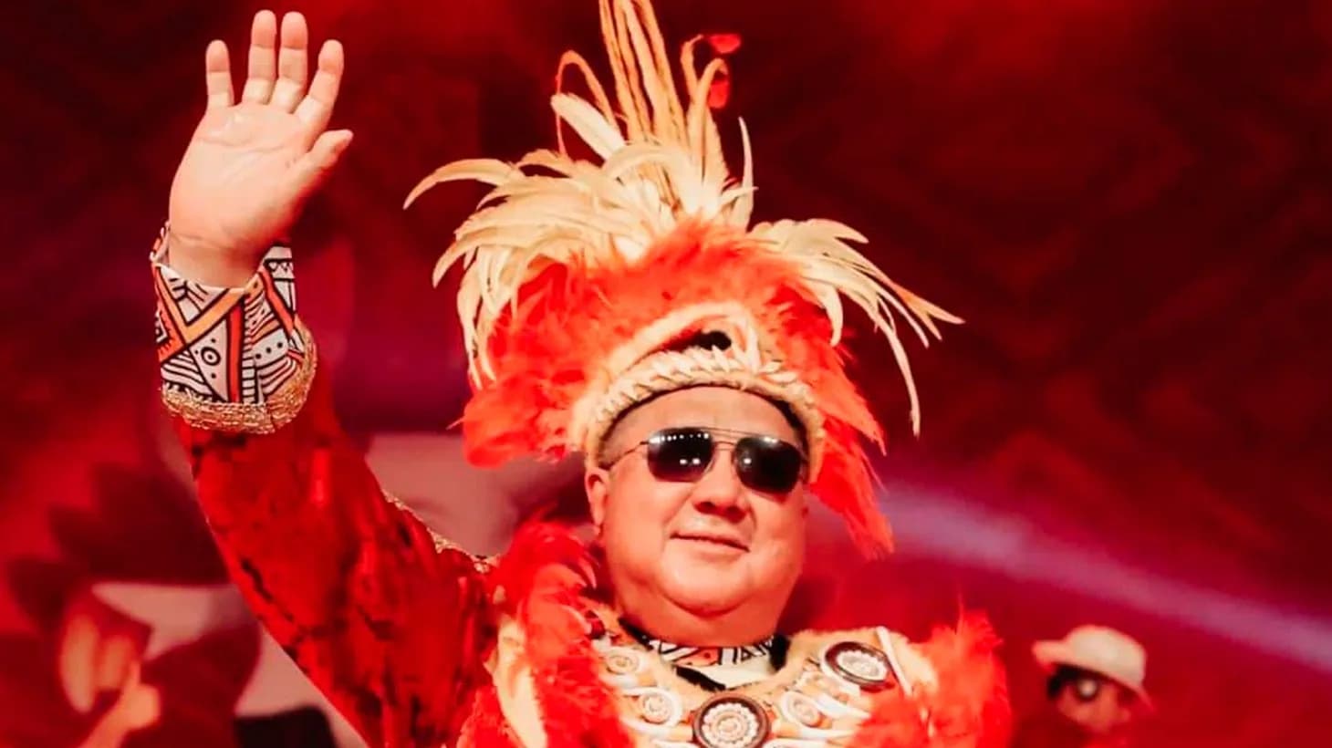 David Assayag se manifesta após cantar toada do Caprichoso no Carnailha: “Erro grave”