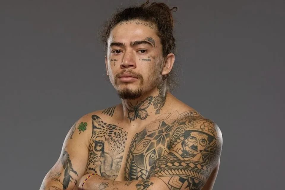 Whindersson Nunes deixa clínica psiquiátrica após 1 mês de internação: “Lili cantou”