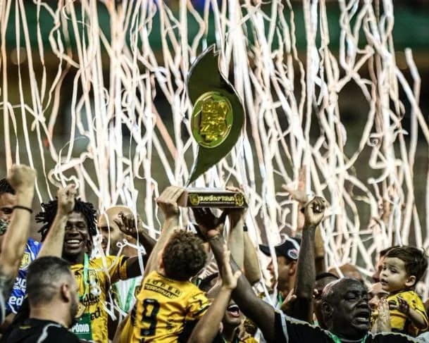 VÍDEO: Nos pênaltis, Amazonas vence o Manaus e conquista o título do primeiro turno do Barezão