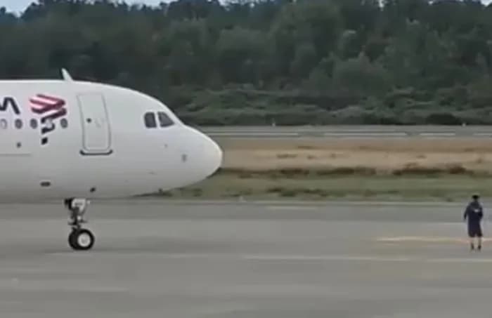VÍDEO: Homem invade pista e tenta impedir decolagem de avião da Latam no Chile