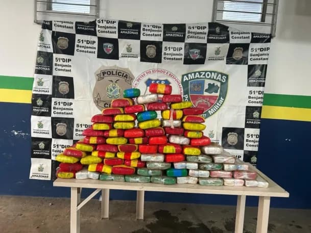 Em Benjamin Constant, homem é preso com 71 tabletes de drogas