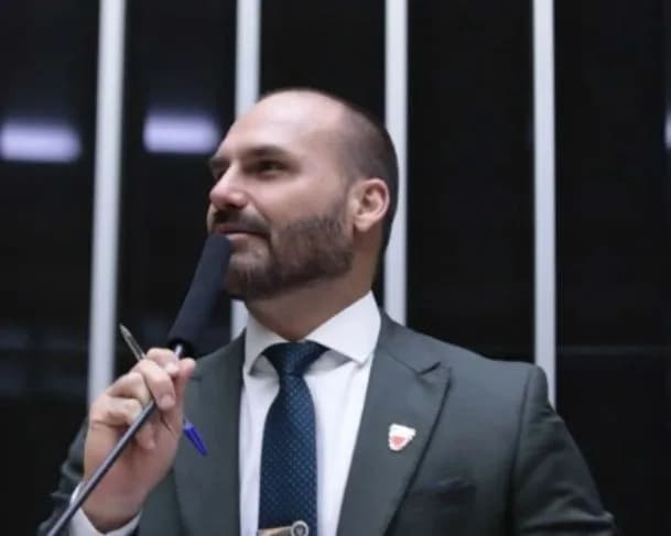 Conselho de Ética define relator de processo contra Eduardo Bolsonaro nesta sexta (26); veja os cotados