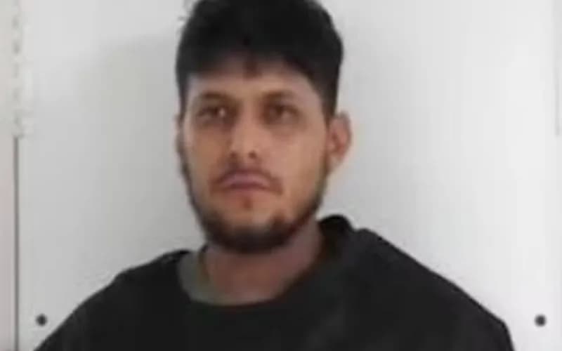 EUA: Criança reclama de ‘monstro’ embaixo da cama, e babá encontra um foragido da polícia