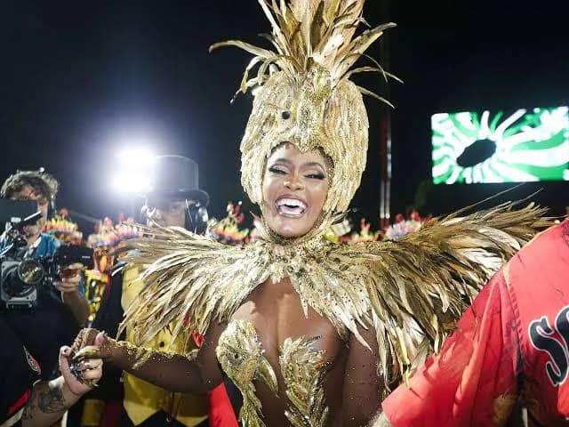 Erika Januza não é mais rainha de bateria da Viradouro
