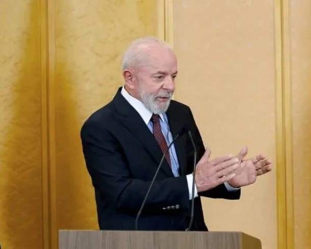 Lula critica taxação de 25% do alumínio pelos EUA e ameaça retaliações econômicas