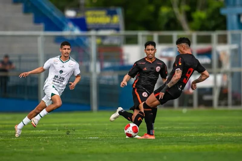 Manauara enfrenta Manaus na semifinal, na Arena da Amazônia