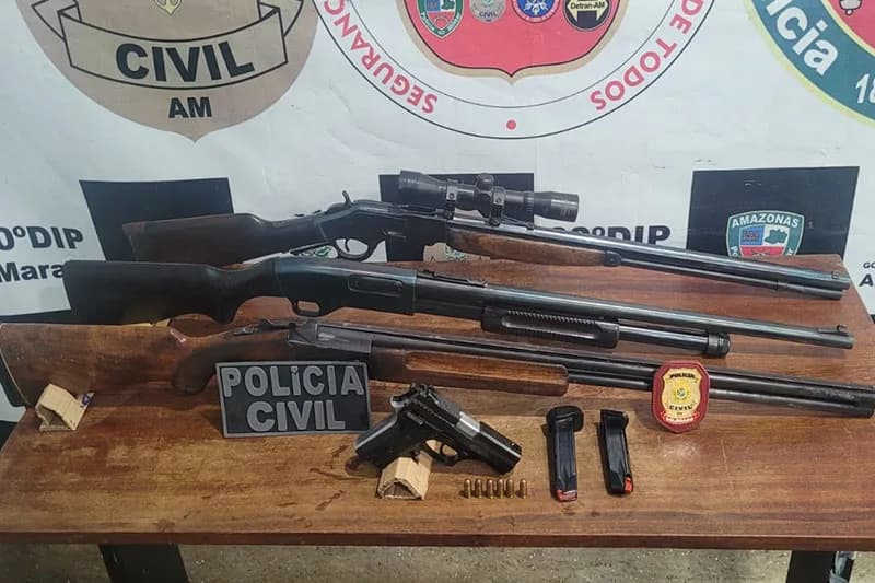 Em Maraã, polícia apreende quatro armas e munições utilizadas por piratas do rio
