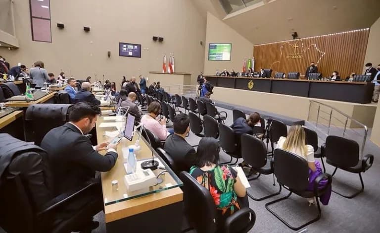 Projeto propõe criação do Dia do Deputado Estadual no Amazonas