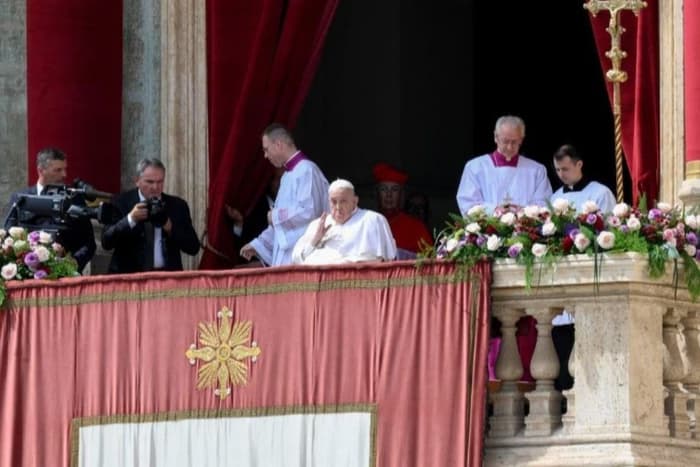 Papa Francisco faz aparição neste Domingo de Páscoa e deixa mensagem: “Todas as vidas são preciosas”