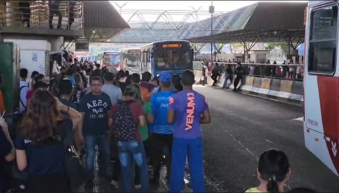 Justiça do AM intima sindicato dos rodoviários por explicações sobre greve em Manaus