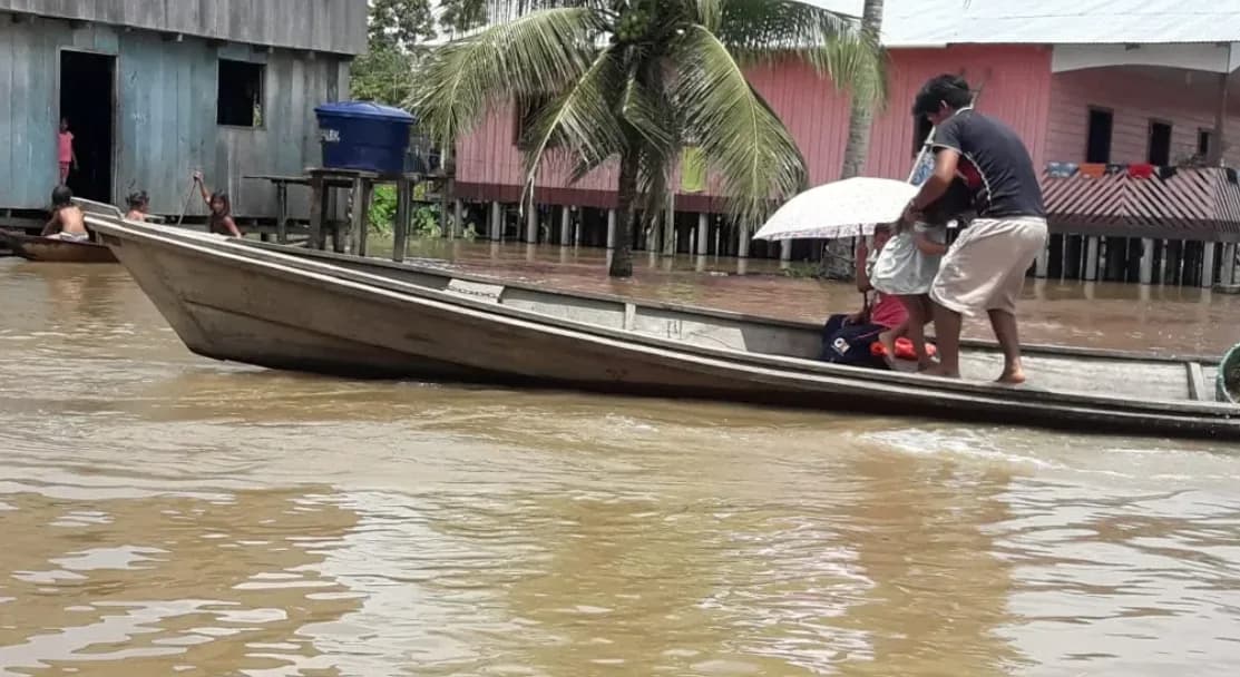 Cheia dos rios afeta mais de 92 mil pessoas e deixa municípios em emergência no Amazonas