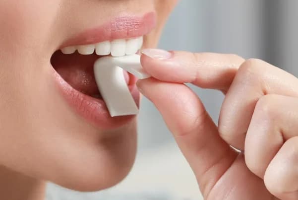 Mente mais alerta com chiclete? A ciência explica