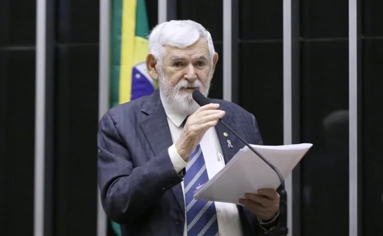 Comissão na Câmara Federal aprova projeto que cria cadastro de condenados por violência contra idosos