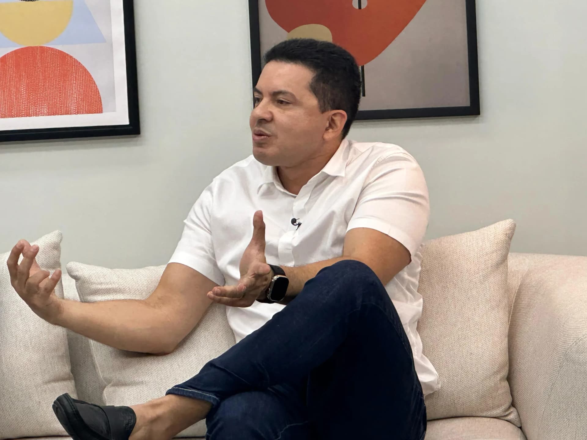 “Esse tipo de postura só demonstra o despreparo do deputado Daniel Almeida”, dispara Delegado Péricles