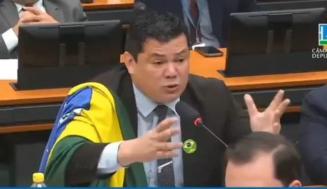 “Quero mais é que o Lula morra”, diz relator de projeto que desarma segurança presidencial