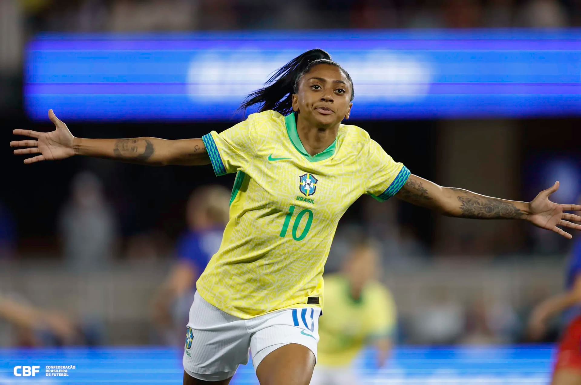 Seleção brasileira feminina vence os Estados Unidos por 2 a 1 e quebra jejum de 10 anos; veja os gols
