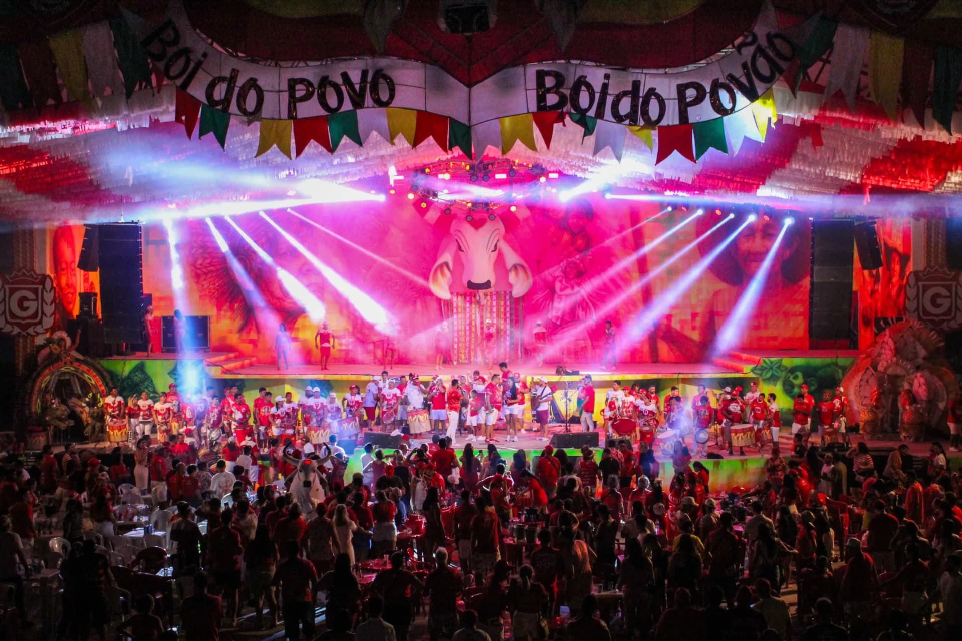 Boi Garantido realiza tradicional feijoada e abre a ‘Semana Vermelha’ em Parintins