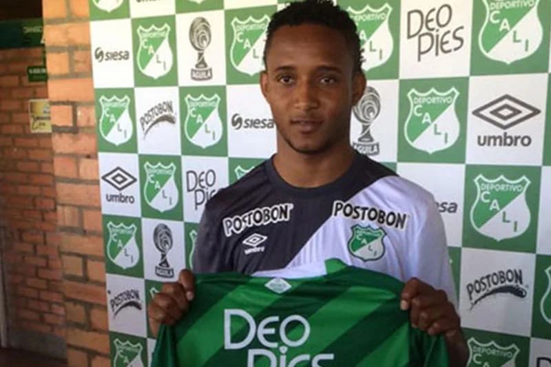 Amazonas acerta com o lateral-direito colombiano Nilson Castrillón, ex-América de Cali