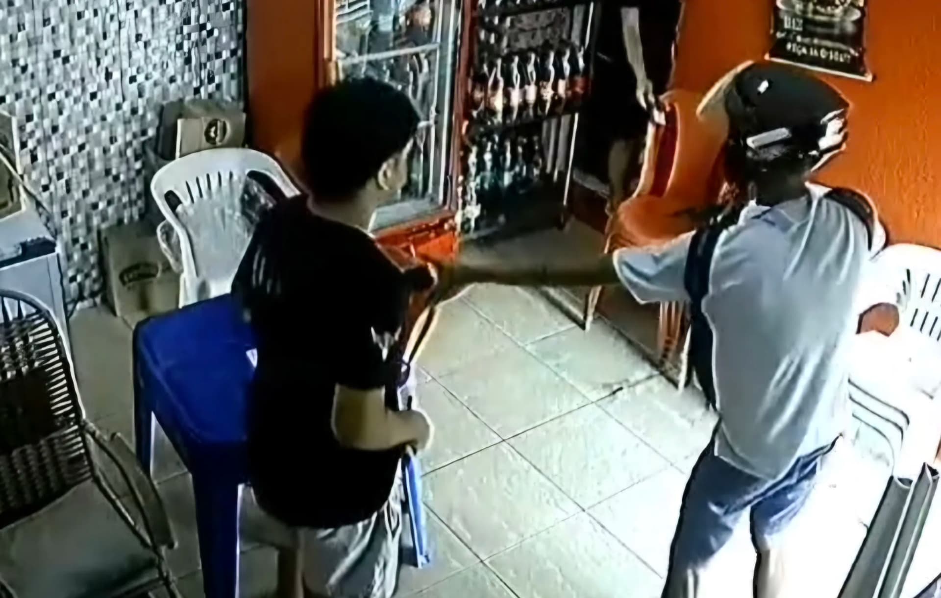 Assalto a mão armada é registrado em lanchonete na Zona Sul de Manaus