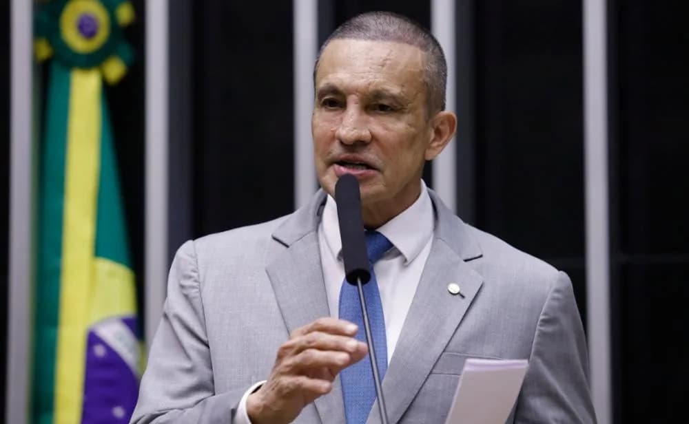 Sidney Leite explica foco do projeto que proíbe desconto automático em benefícios do INSS