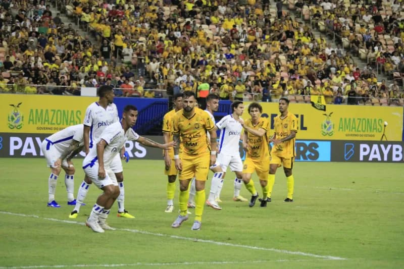 Pressionado na Série B, Amazonas reencontra o Avaí na Arena da Amazônia