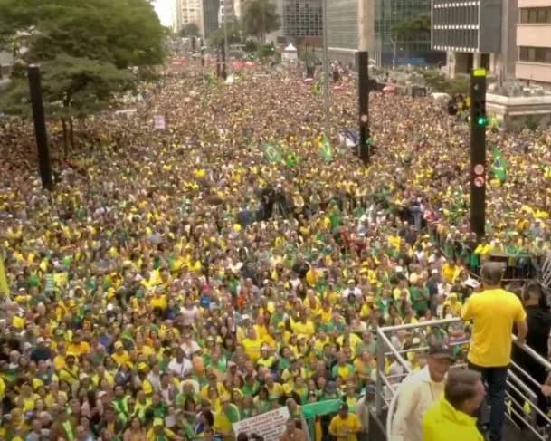Três deputados do AM assinam apoio a projeto de anistia do 8 de janeiro; veja