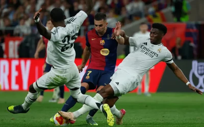 Barcelona supera Real Madrid na prorrogação e leva a Copa do Rei