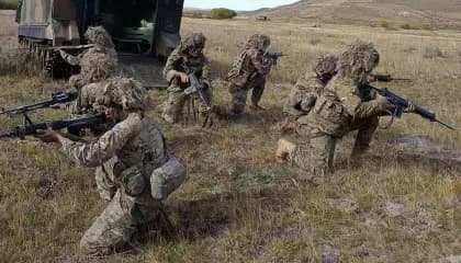 Governo Milei vai enviar Forças Armadas argentinas para fronteira com o Brasil