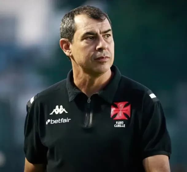 Fábio Carille é anunciado como novo treinador do Vitória