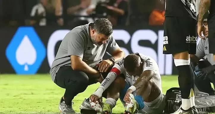 Nova lesão muscular deve deixar Neymar sem jogar por pelo menos um mês