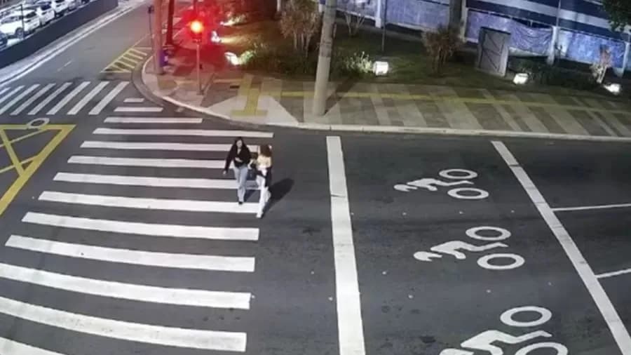 Motorista que atropelou jovens na faixa de pedestres em SP tem prisão preventiva decretada
