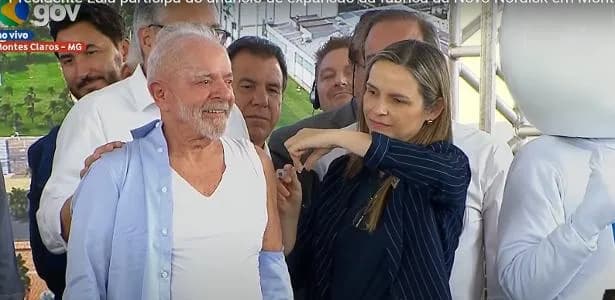 Lula e Alckmin recebem vacina contra gripe em lançamento de campanha nacional