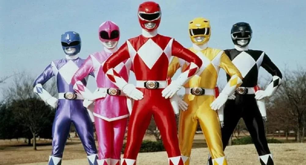 Bastidores de Power Rangers revelam condições precárias e ator desmaiado; entenda