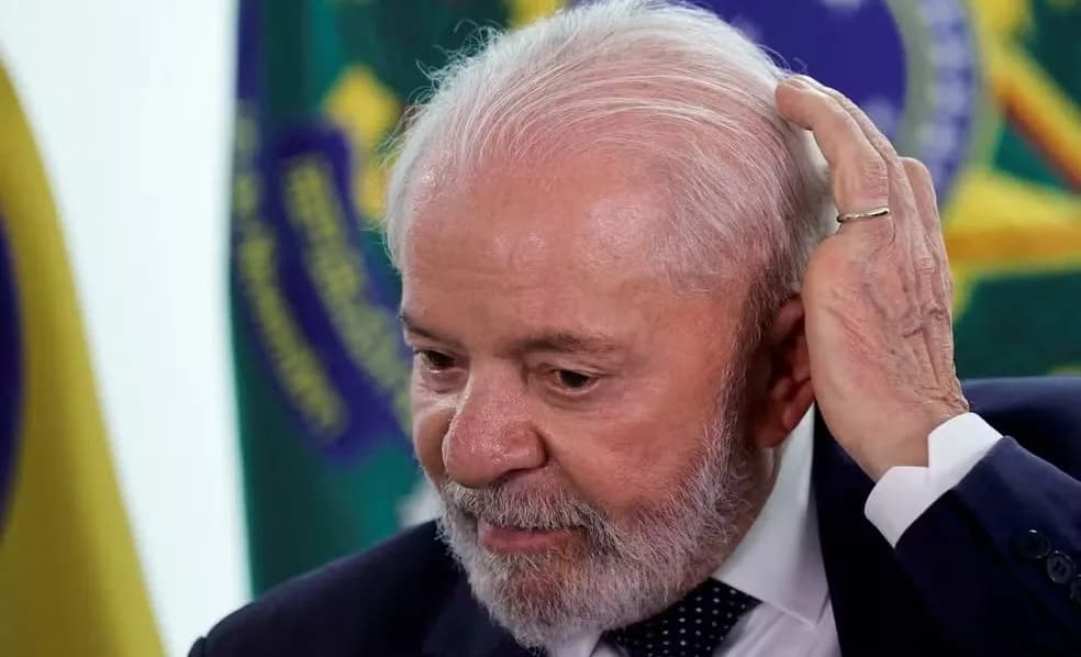 Desaprovação do governo Lula atinge 57,4% e bate recorde no 3º mandato, aponta Paraná Pesquisas