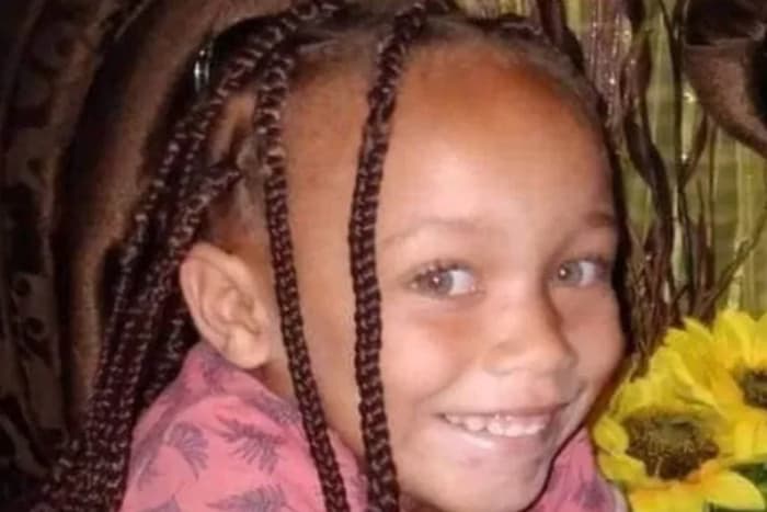 Mãe é condenada à prisão perpétua por vender filha por R$ 6 mil na África do Sul